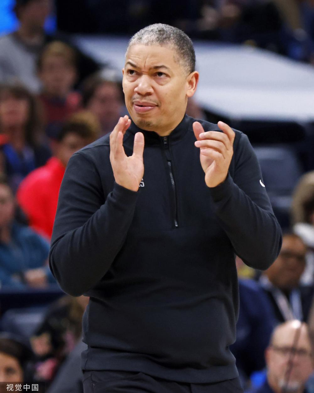 既强调进攻 既强调进攻