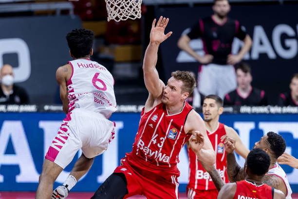 而棒垒球恰 而棒垒球恰